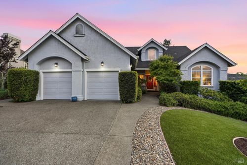 6332 Meadowridge Dr, Santa Rosa, CA, 95409-5839 | Card Image