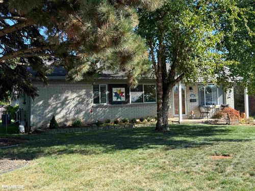 11011 Garbor Dr, Warren, MI, 48093-4927 | Card Image