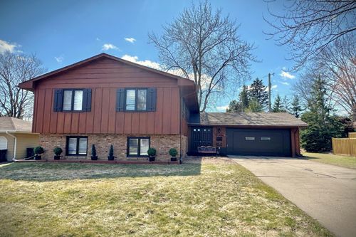 3604 33rd Ave Ne, Saint Anthony, MN, 55418-1731 | Card Image