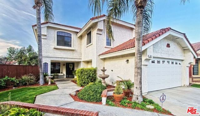 Berwick St, Bakersfield, CA 93311