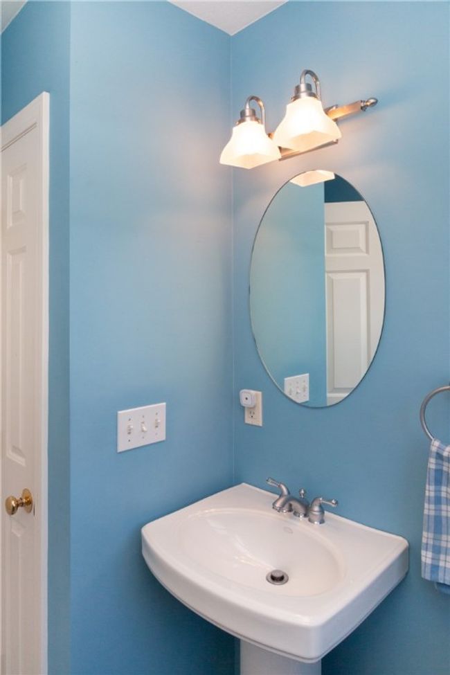 First floor 1/2 bath | Image 21