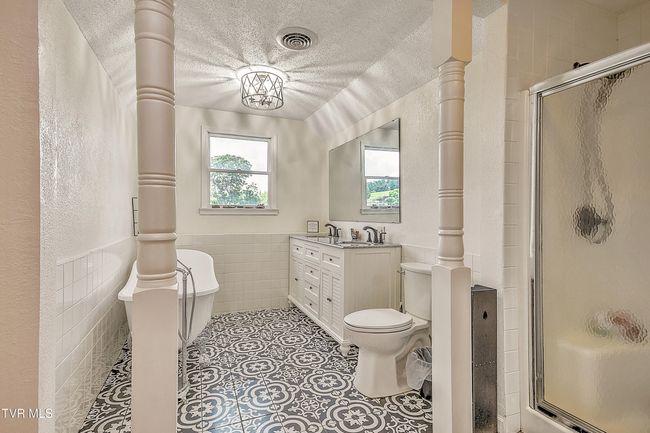 22643 Twin Oaks Rd, House other with 5 bedrooms, 4 bathrooms and null parking in Abingdon VA | Image 41