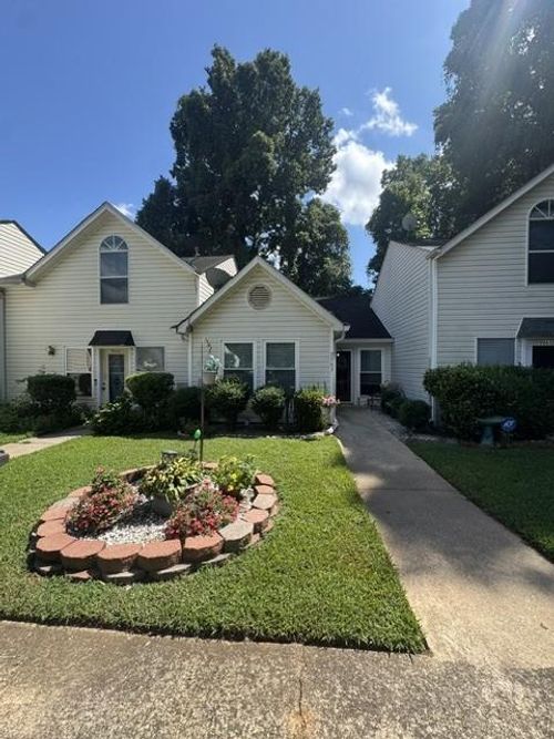 9063 Stoneleigh Trace, Douglasville, GA, 30134 | Card Image