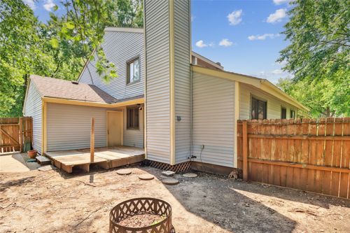 911 Breezewood Cir, Altoona, IA, 50009-2226 | Card Image