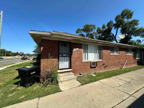 12886 Southfield Fwy, Detroit, MI, 48223-3536 | Card Image