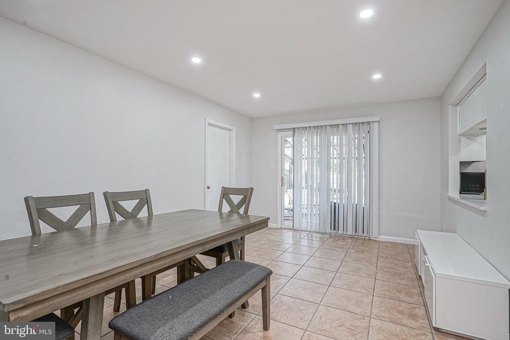 Residential in WILLINGBORO 5