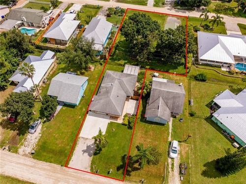 2240 84th Ter, Vero Beach, FL, 32966-1768 | Card Image