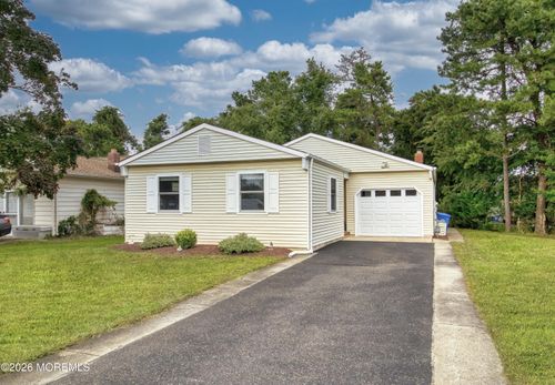 18 Maison Way, Toms River, NJ, 08757-6413 | Card Image