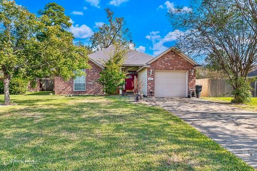 8211 Green Leaf Ln, Shreveport, LA, 71108-5705 | Card Image