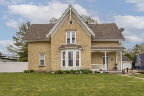 308 S Kettle Moraine Drive, Slinger, WI, 53086 | Card Image