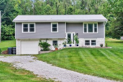 7702 W Airport Road, House other with 4 bedrooms, 2 bathrooms and null parking in Bloomington IN | Image 2