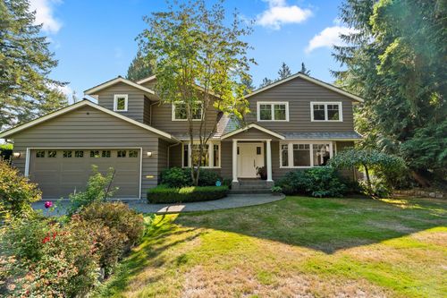 4638 Caulfeild Dr, West Vancouver, BC, V7W1E8 | Card Image