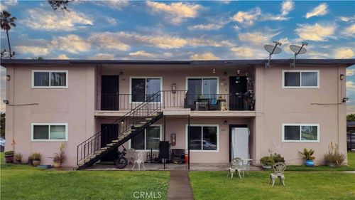 1724 Crofton Ln, Escondido, CA, 92027-2438 | Card Image