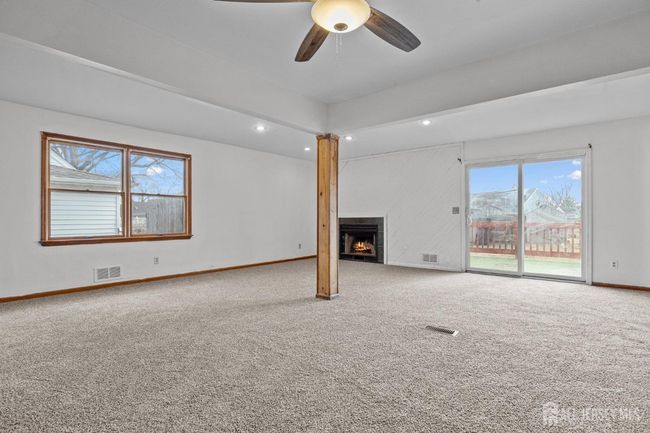 1419 Highway 33, House other with 5 bedrooms, 3 bathrooms and null parking in Hamilton NJ | Image 8