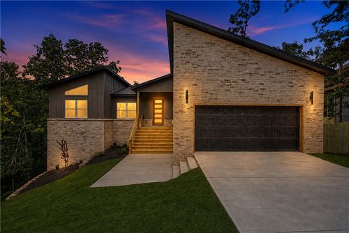 4 Lauder Cir, Bella Vista, AR, 72715-3113 | Card Image