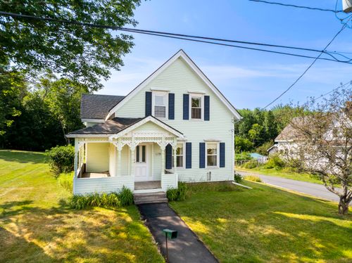 17 School Street, Machias, ME, 04654 | Card Image