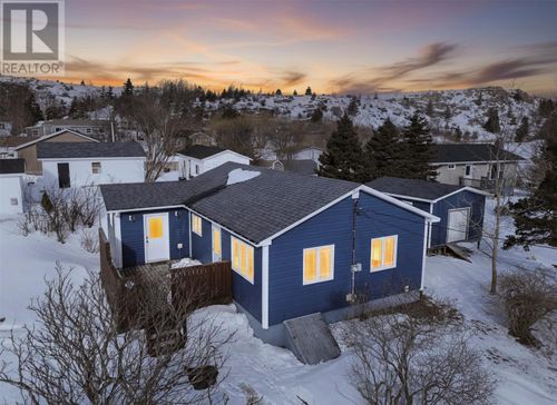 539 Water St, Bay Roberts, NL, A0A1G0 | Card Image