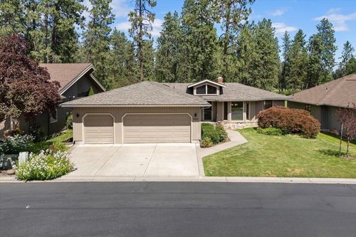 5209 S Muirfield Ln, Spokane, WA, 99223-6363 | Card Image