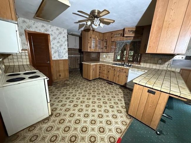 224 E Dunbarton Rd, House other with 3 bedrooms, 1 bathrooms and null parking in Goffstown NH | Image 11