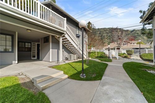 202 Evergreen Ct, Azusa, CA, 91702-6215 | Card Image