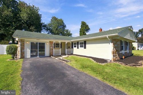 12432 Melling Ln, BOWIE, MD, 20715-2957 | Card Image