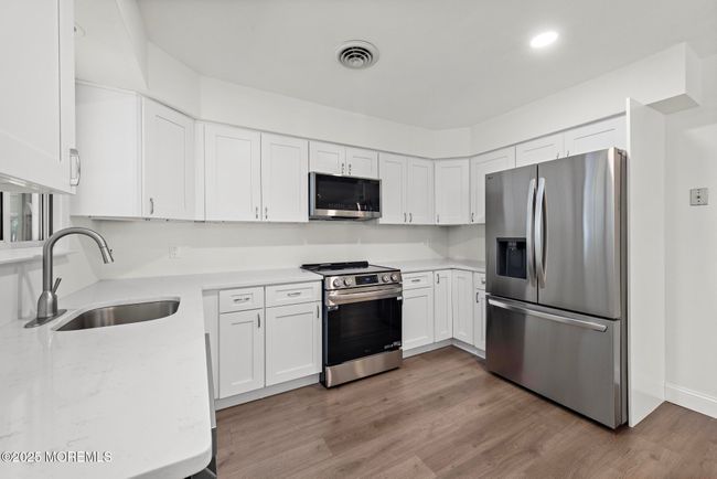 New Stainless Appliances | Image 12