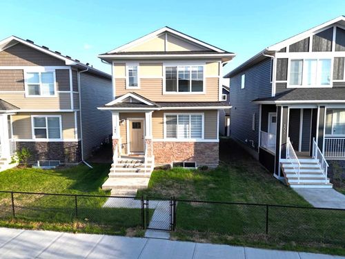 106 Dawson Harbour Grove, Chestermere, AB, T1X2S4 | Card Image
