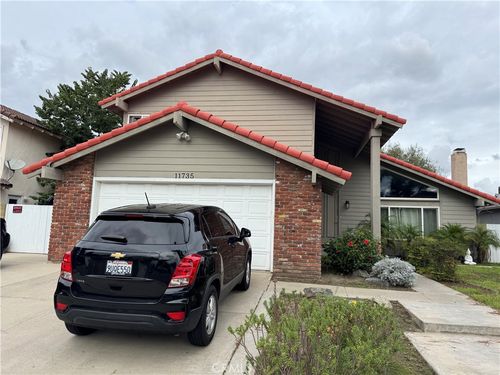 11735 Quartz Ave, Fountain Valley, CA, 92708-2534 | Card Image