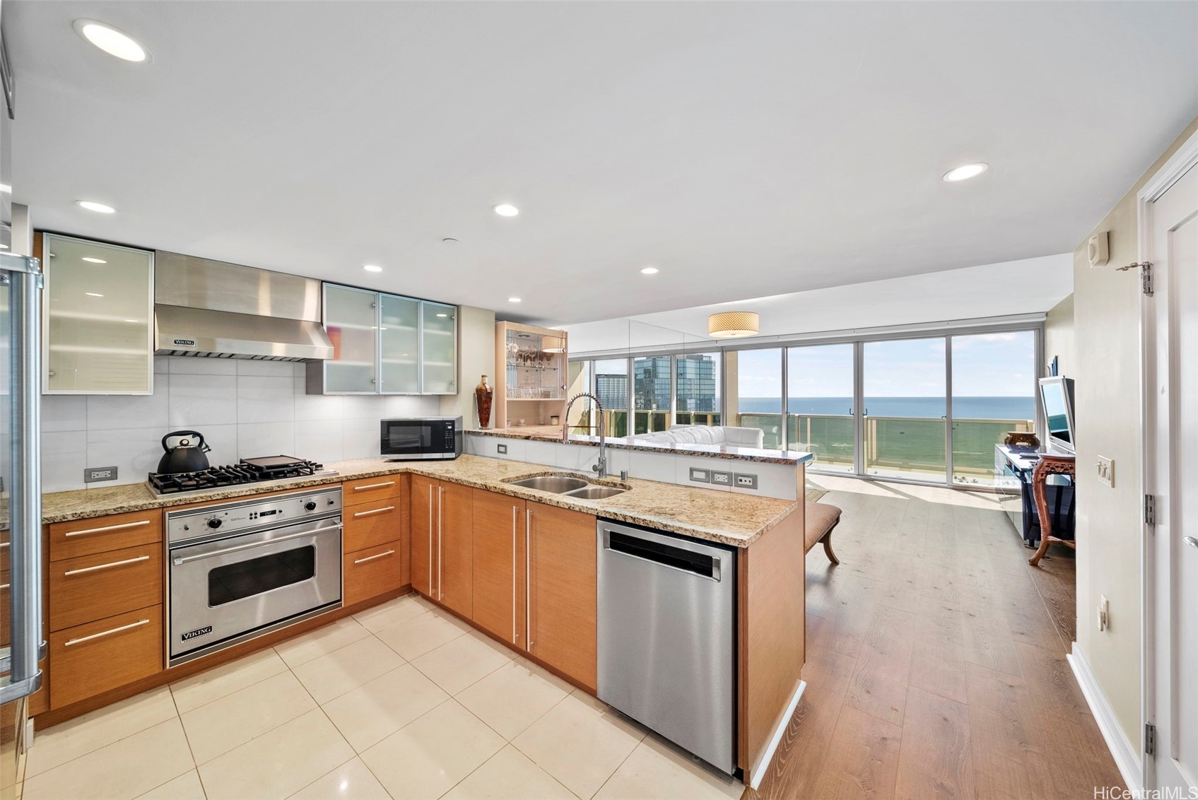 Residential in Honolulu 2