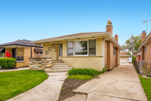 8531 S Tripp Ave, Chicago, IL, 60652-3621 | Card Image