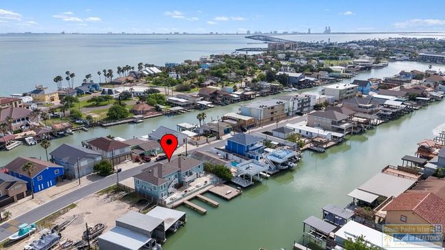 1109 Tarpon Ave, Home with 4 bedrooms, 5 bathrooms and null parking in Port Isabel TX | Image 8