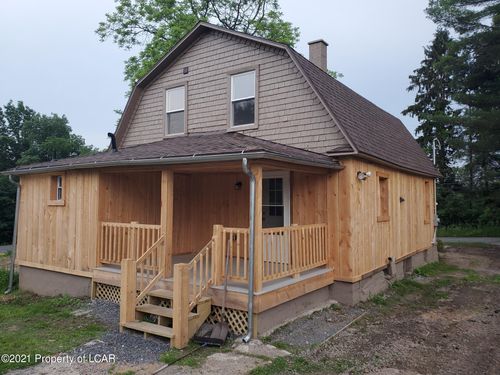 483 Orange Rd, Dallas, PA, 18612-6123 | Card Image