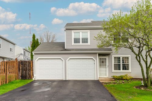 1995 Westview Ln, Round Lake Beach, IL, 60073-3740 | Card Image