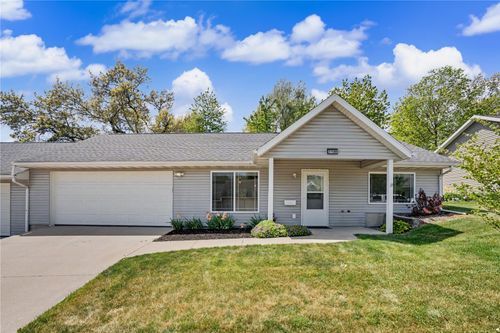 b-2758 O Avenue Nw, Cedar Rapids, IA, 52405 | Card Image