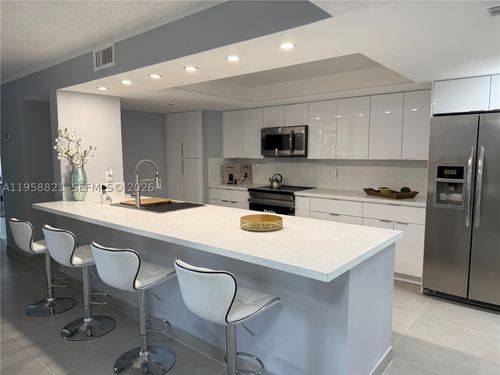 5409-950 Egret Cir, Delray Beach, FL, 33444-7616 | Card Image