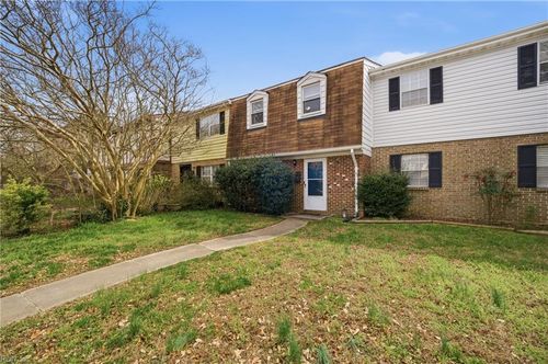 102 Tyburn Ct, Hampton, VA, 23669-1919 | Card Image