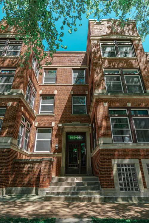 1-5517 S University Ave, Chicago, IL, 60637-1521 | Card Image