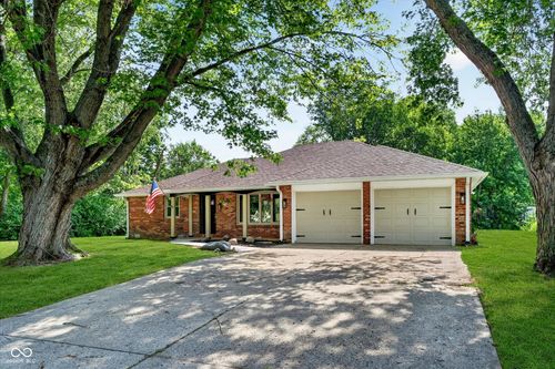 2227 Tartan Rd, Anderson, IN, 46012-4725 | Card Image