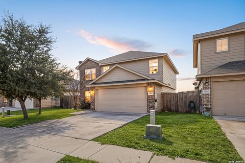 7202 Galaxy Brk, San Antonio, TX, 78252-2829 | Card Image