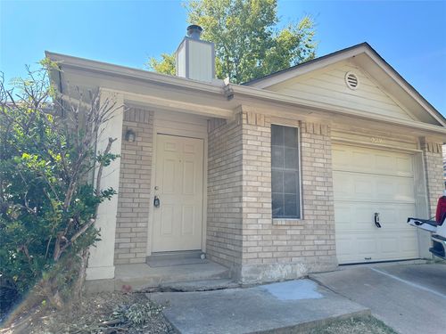 5205 Coppermead Ln, Austin, TX, 78754-5047 | Card Image