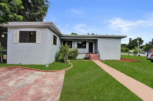 1400 Ne 148th St, Miami, FL, 33161-2633 | Card Image