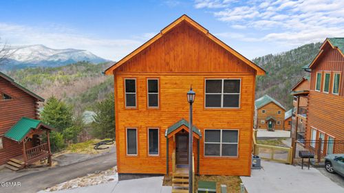 1219 Bird Nest Way, Sevierville, TN, 37862 | Card Image