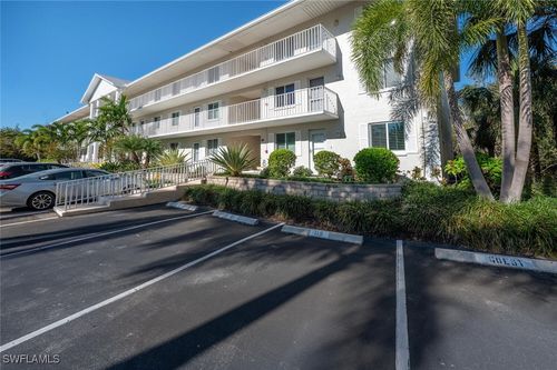 apt-e206-3021 Sandpiper Bay Cir, NAPLES, FL, 34112-5675 | Card Image