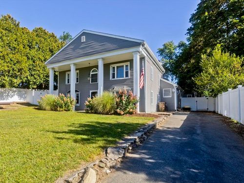 3 Fontaine St, Ludlow, MA, 01056-1708 | Card Image