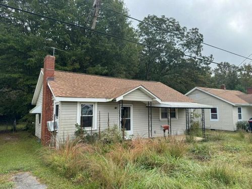 205 Sanders St, Honea Path, SC, 29654-2326 | Card Image