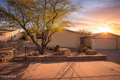 2161 S Flying Q Ln, Tucson, AZ, 85713-6729 | Card Image