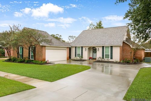 5242 Bull Run Dr, Baton Rouge, LA, 70817 | Card Image