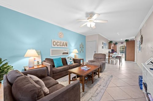 811-7000 Seawall Blvd, Galveston, TX, 77551-2082 | Card Image