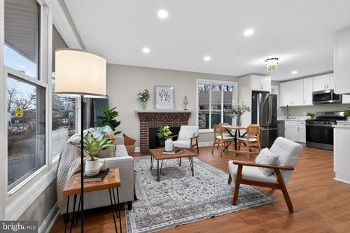 1608 Elson St, HYATTSVILLE, MD, 20783-4332 | Card Image