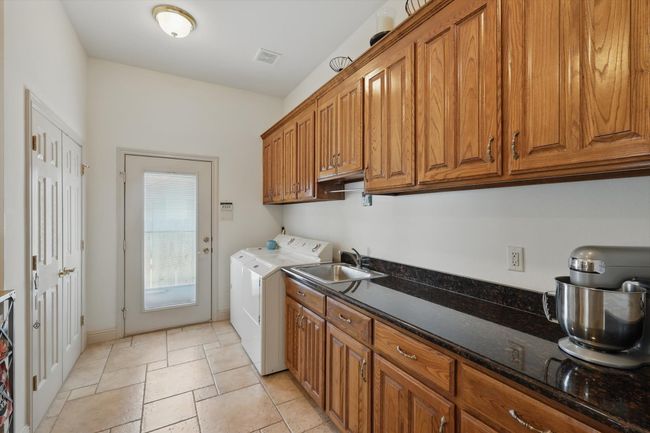 8913 Sunrise Point Ct, House other with 4 bedrooms, 4 bathrooms and null parking in Fort Worth TX | Image 19
